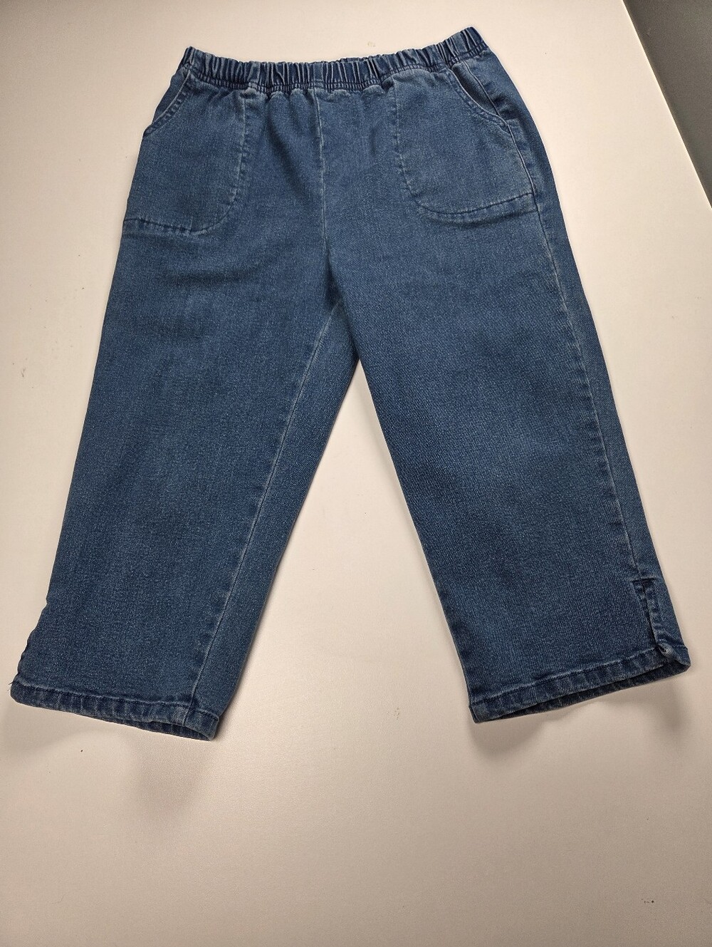 Blair Womens blue Demin Carpi pants/ Jeans Size 6PS elastic waistband
